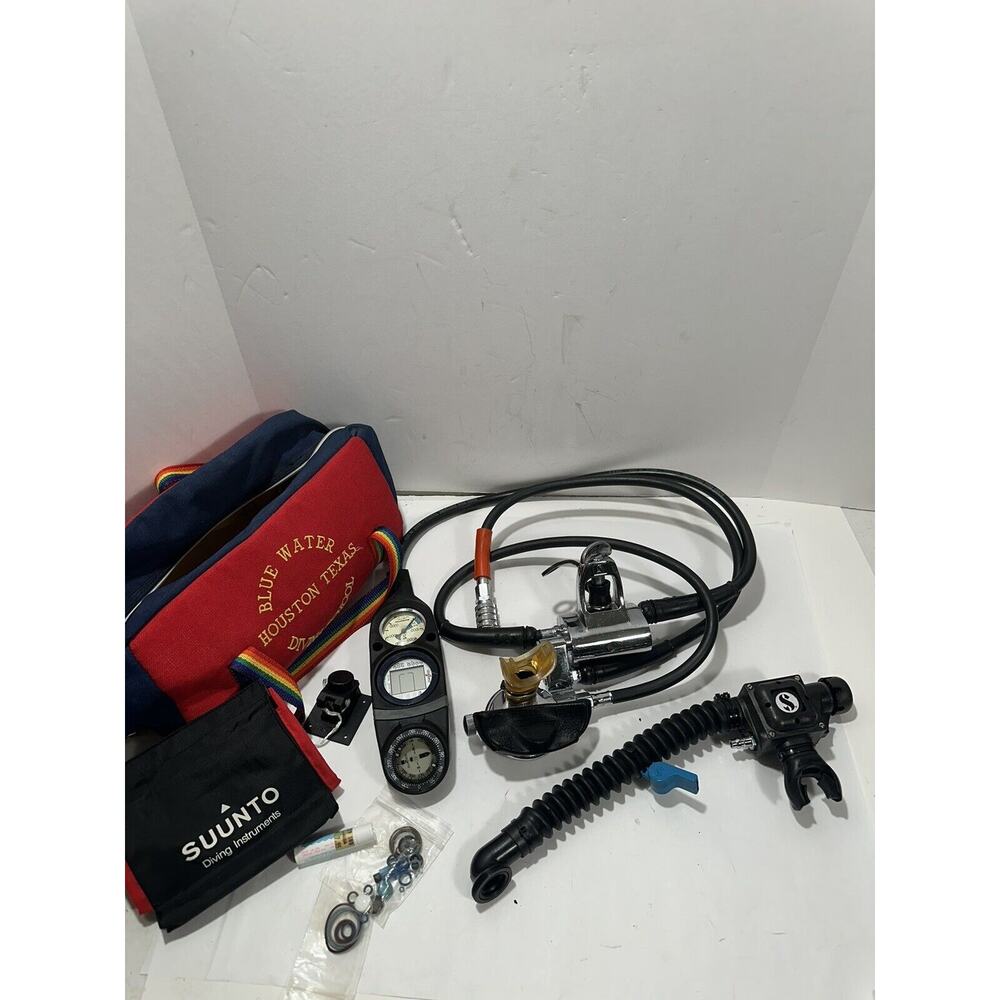 SUUNTO SEAQUEST Scuba,‎ 3 Gauge Compass REGULATOR & Whistle Air Source UNTESTED